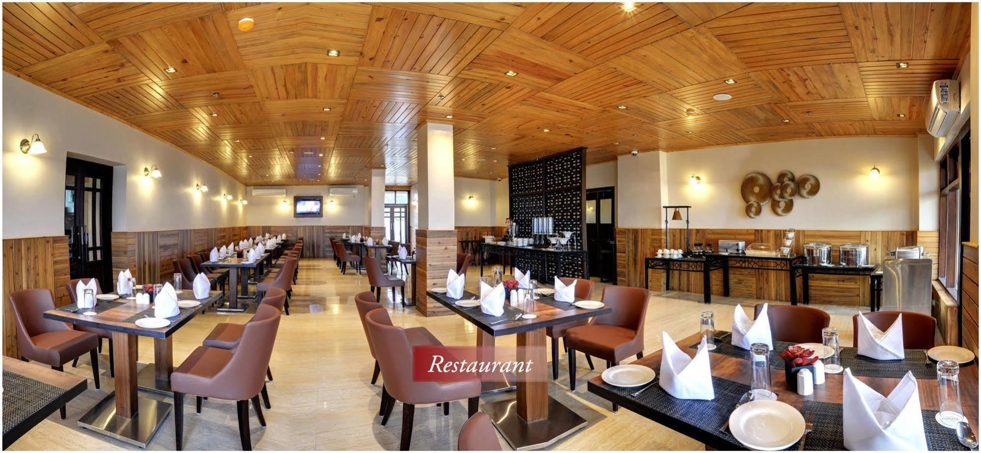 Sobralia Resort & Spa Namchi Экстерьер фото