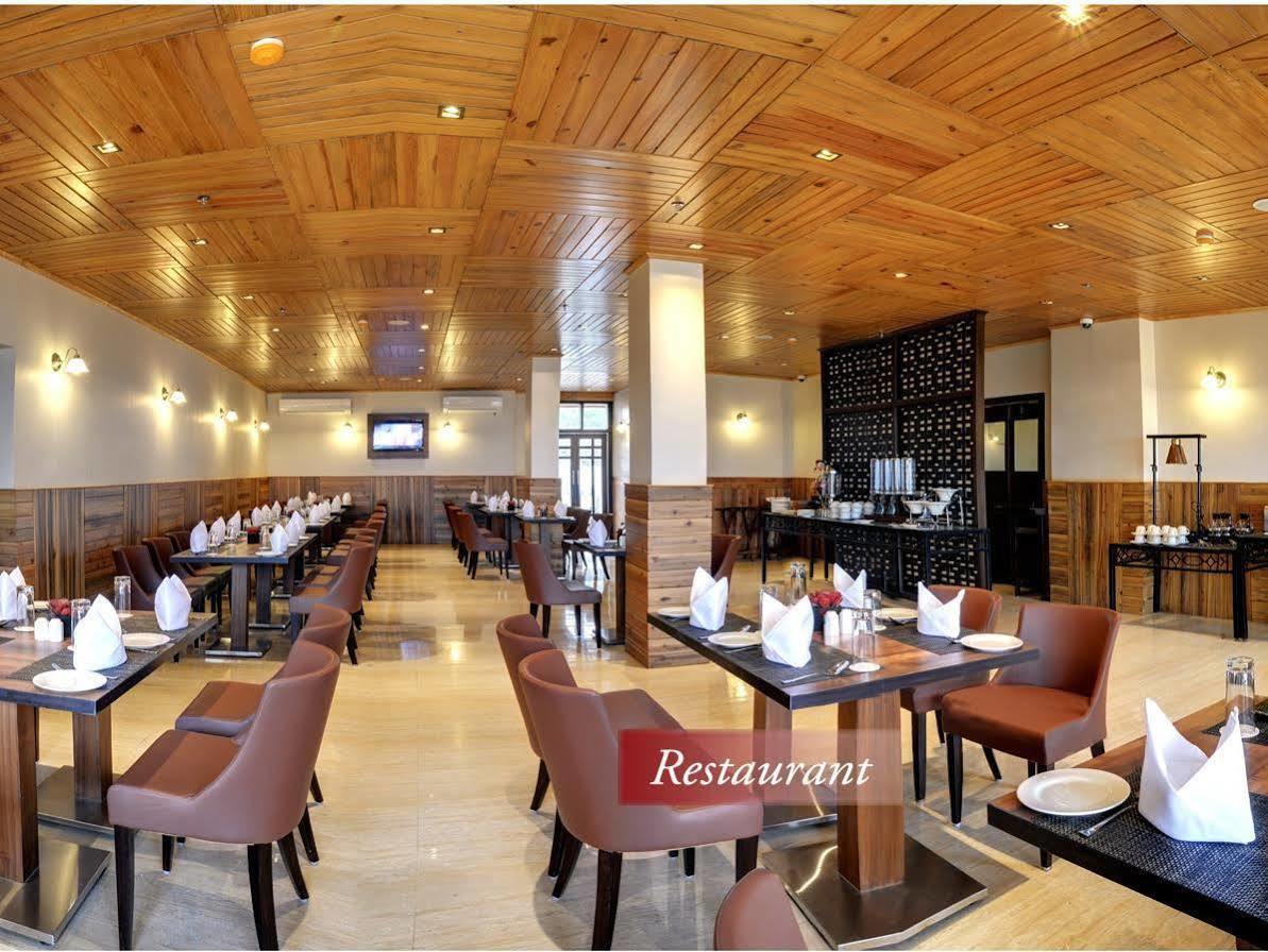 Sobralia Resort & Spa Namchi Экстерьер фото