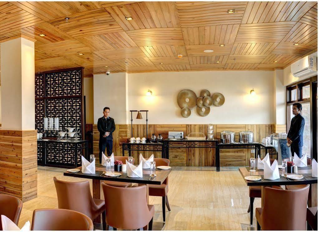 Sobralia Resort & Spa Namchi Экстерьер фото